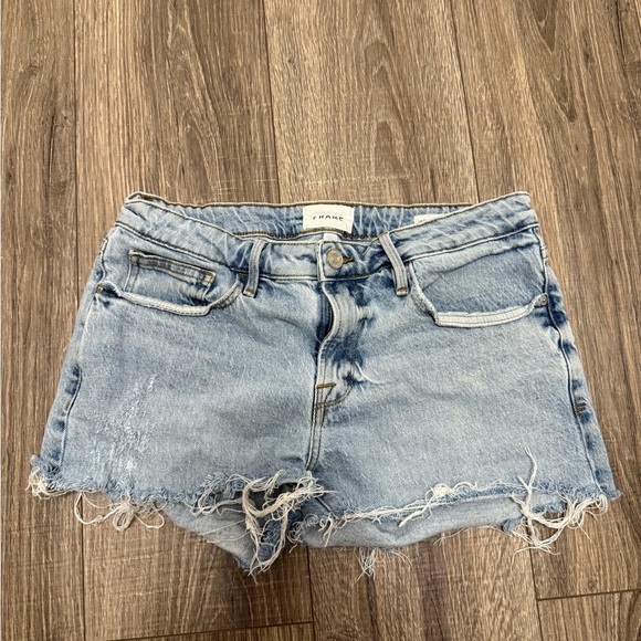 Frame Le Grand Garon High Rise Distressed Med Blue Raw Hem Denim Shorts Size 27 - Picture 1 of 4